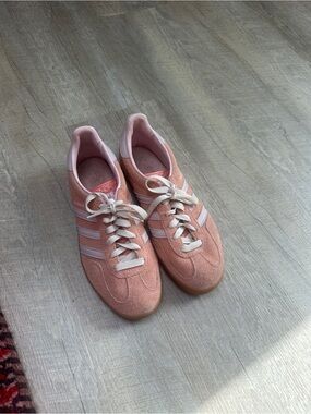 Adidas pink suede gazelle